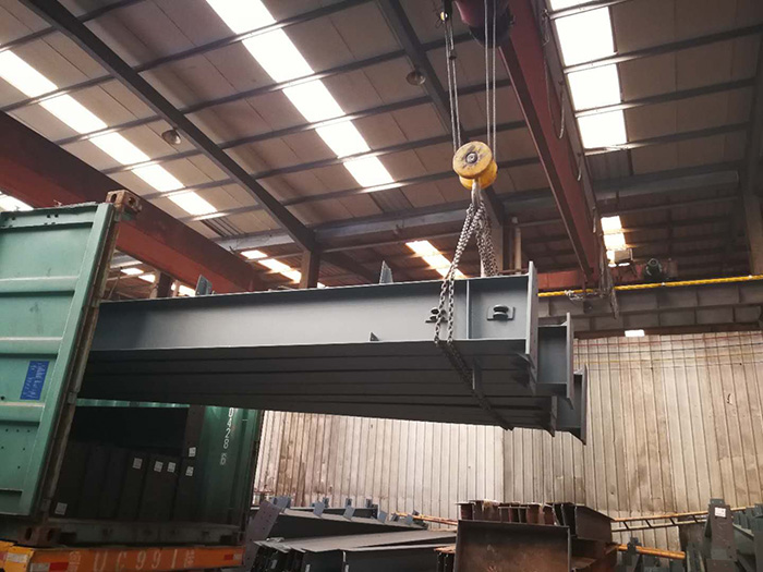 H型鋼梁、格構(gòu)柱