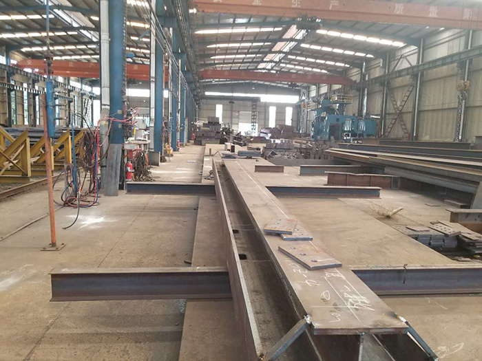 圓柱、箱型柱、十字形柱