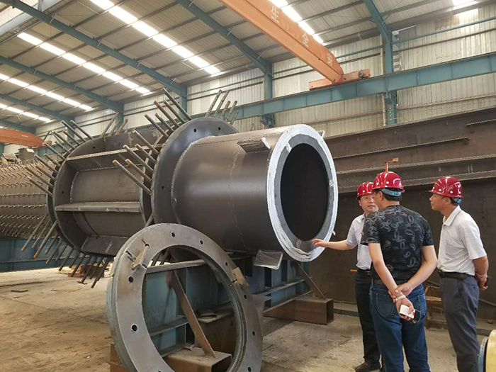 圓柱、箱型柱、十字形柱