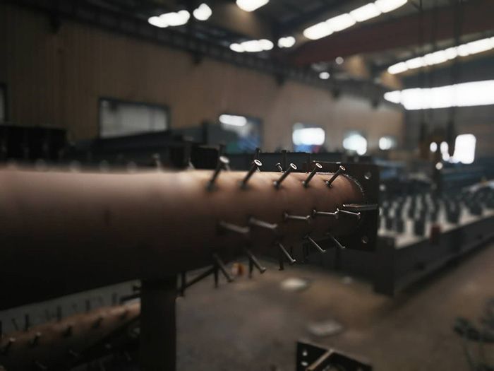 H型鋼梁、格構(gòu)柱