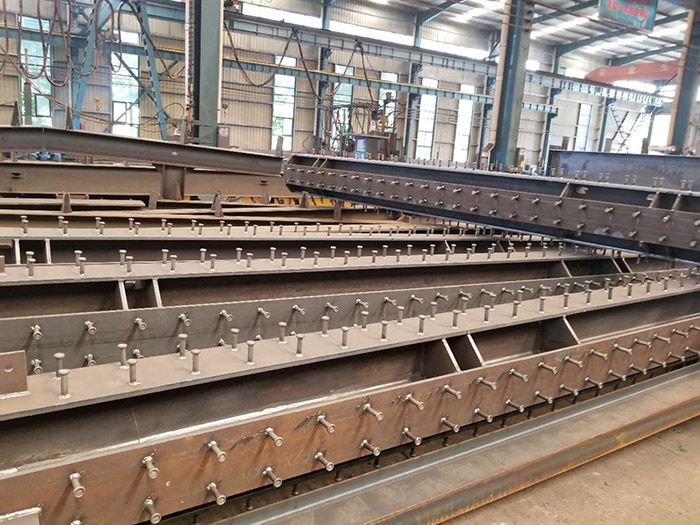 圓柱、箱型柱、十字形柱